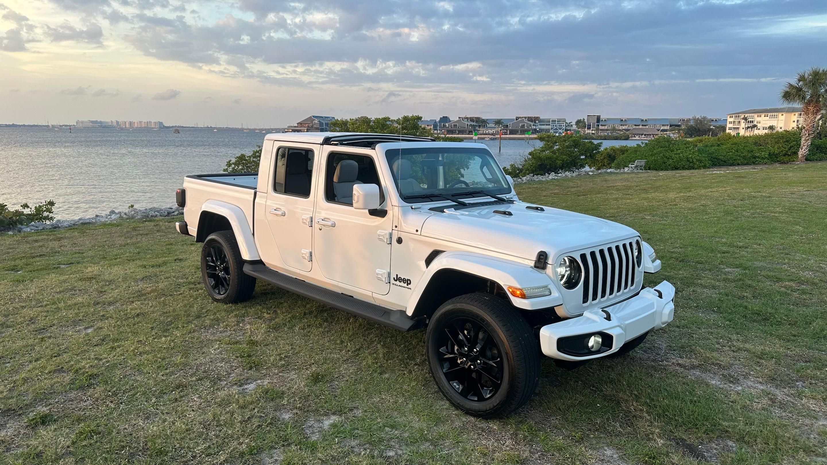 Jeep Gladiator 2023 in 