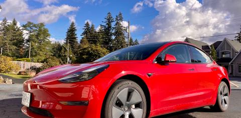 Tesla Model 3 2023
