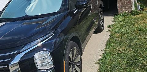 Mitsubishi Outlander 2025