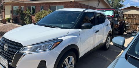 Nissan Kicks Play 2025