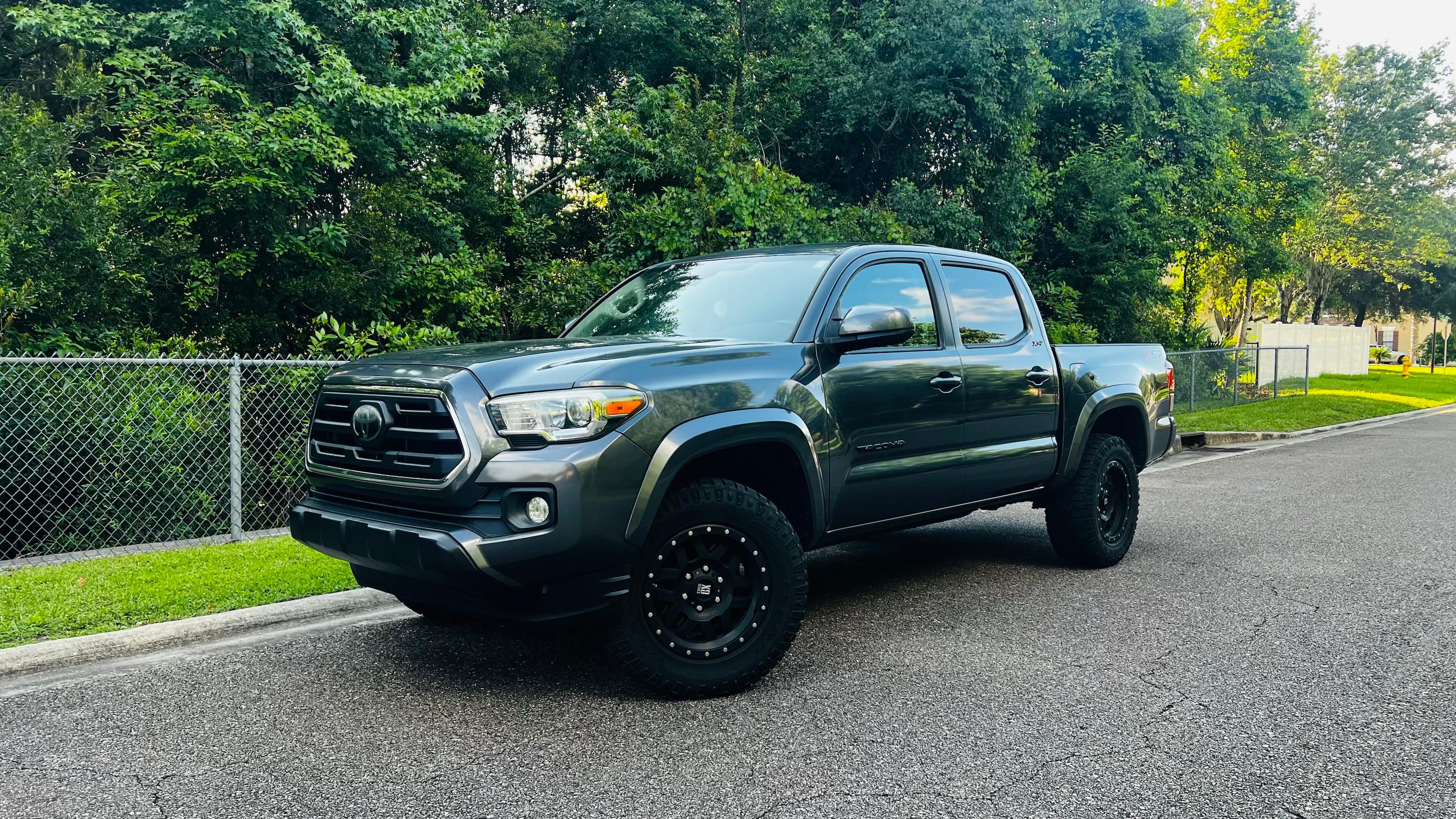 Toyota Tacoma 2018 in Jacksonville, FL