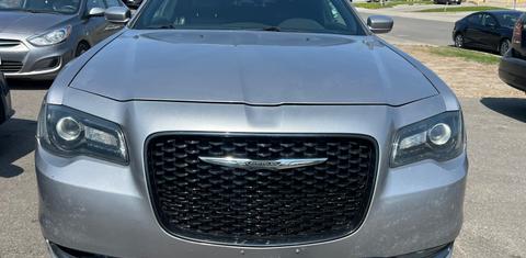 Chrysler 300 2016