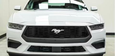 Ford Mustang 2024