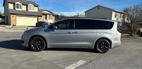 Chrysler Pacifica 2018