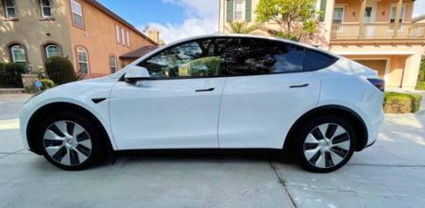 Tesla Model Y 2022