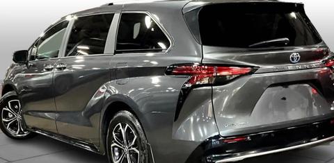 Toyota Sienna 2025