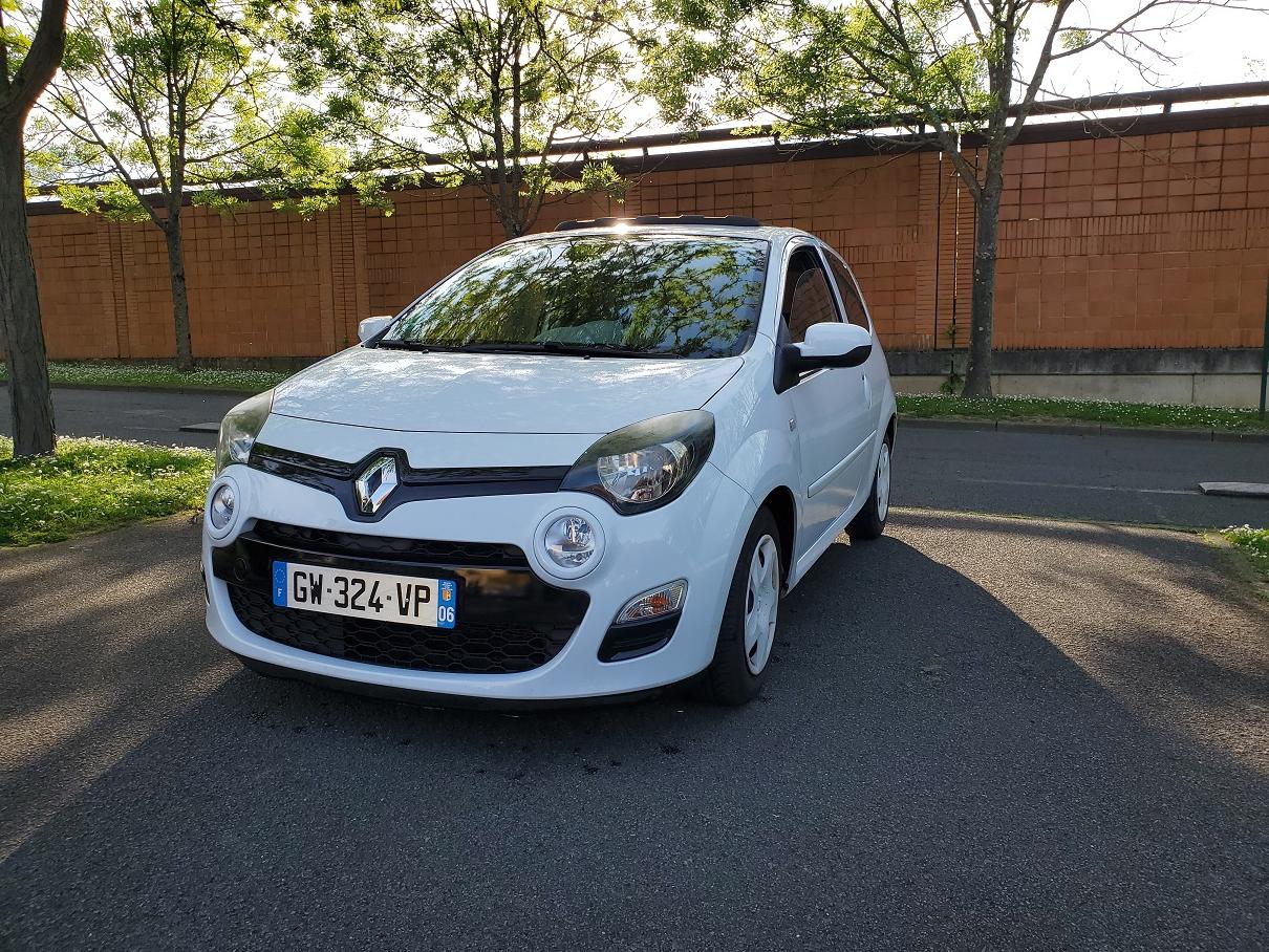 Renault TWINGO II 2014 in Enghien-les-Bains