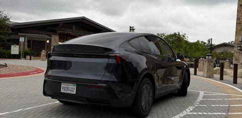 Tesla Model Y 2026