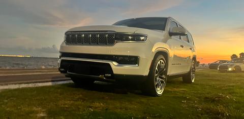 Jeep Grand Wagoneer 2022