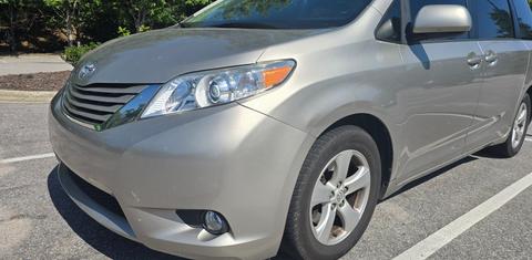 Toyota Sienna 2015