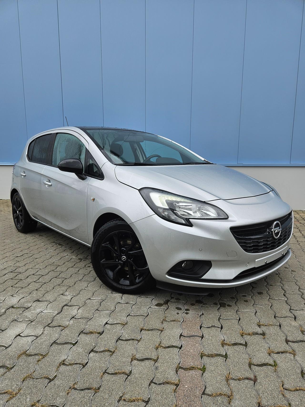 Opel CORSA 2018 à Paris