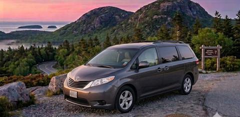 Toyota Sienna 2015