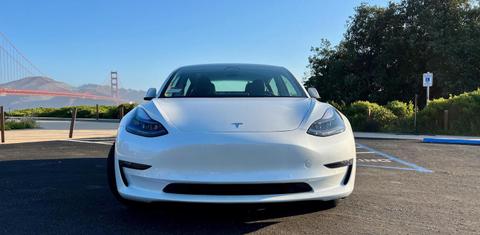 Tesla Model 3 2022