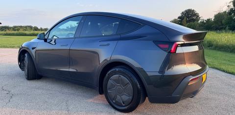 Tesla Model Y 2026