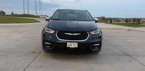 Chrysler Pacifica 2022