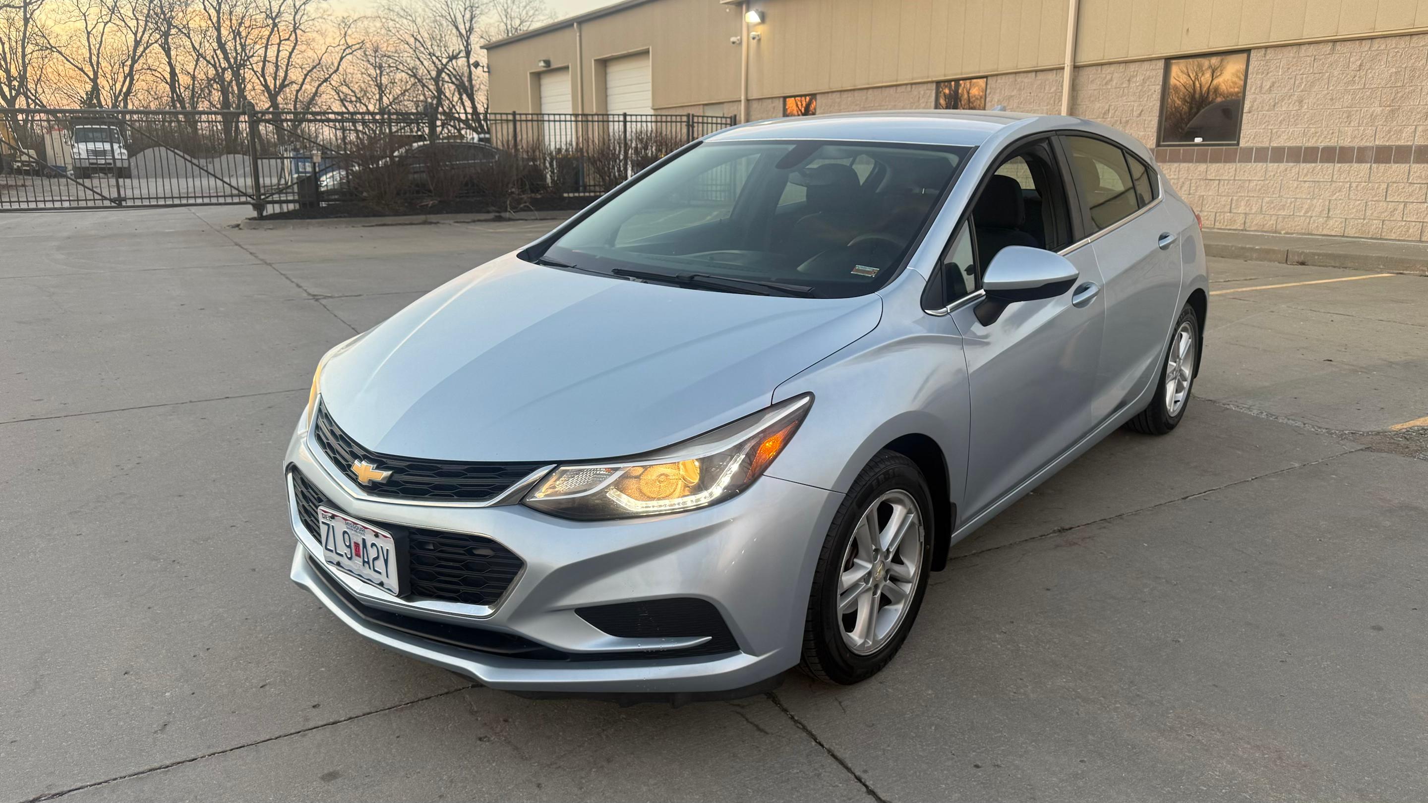 Chevrolet Cruze 2017 in Liberty, MO