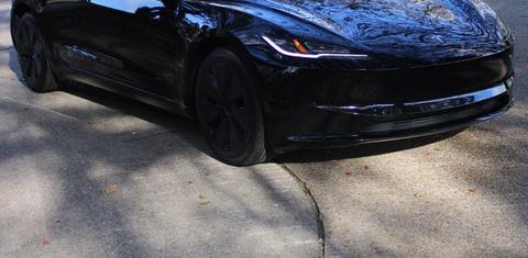 Tesla Model 3 2025