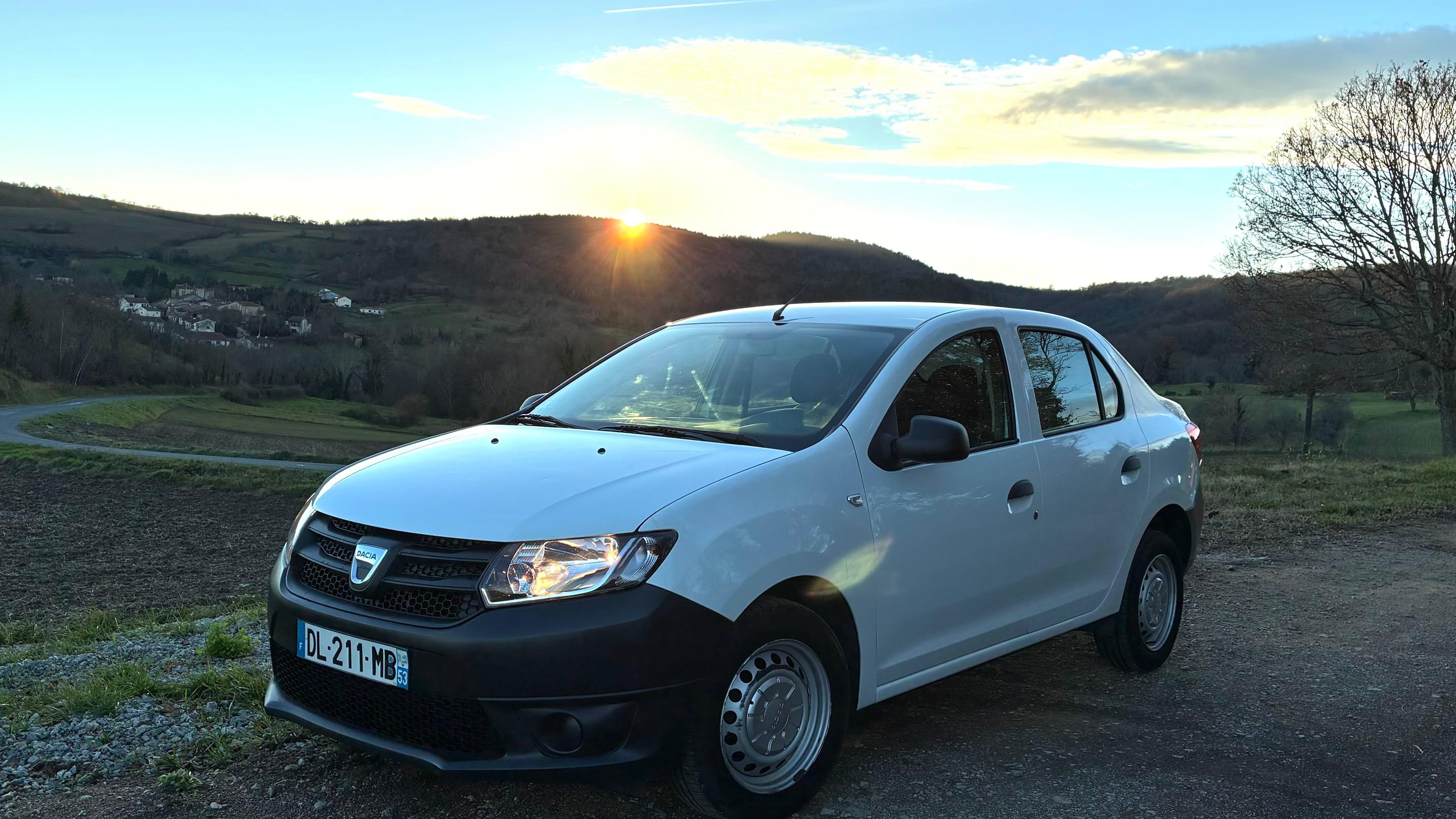 Dacia LOGAN 2014 à Riom
