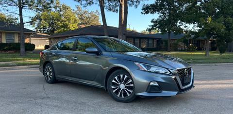 Nissan Altima 2021