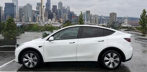 Tesla Model Y 2023