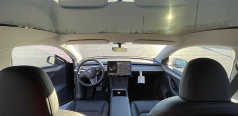 Tesla Model Y 2023