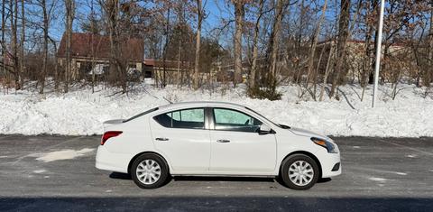 Nissan Versa 2019