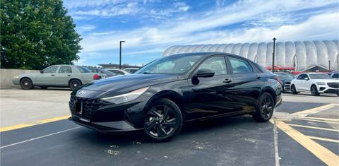 Hyundai Elantra 2021