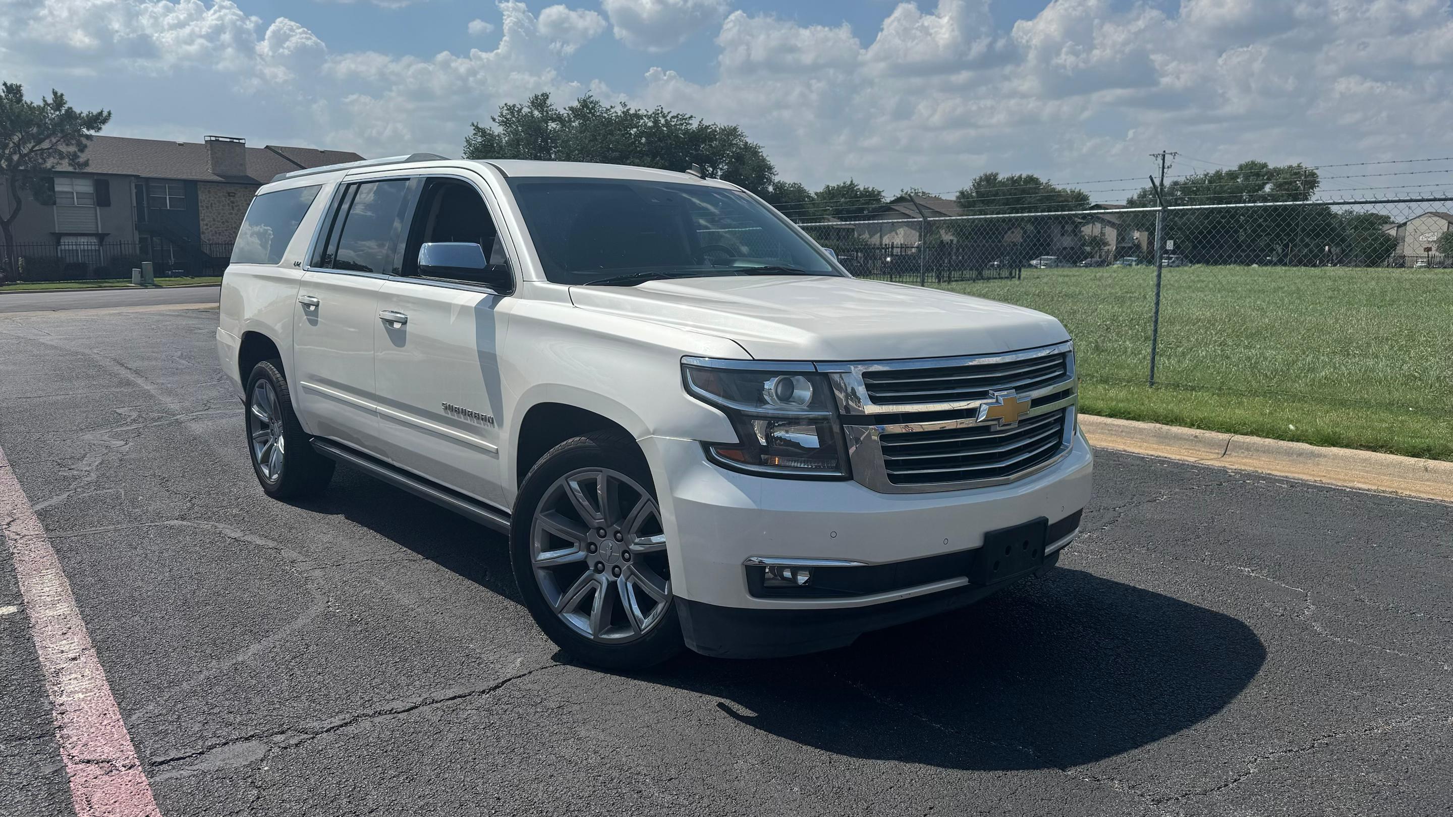 Chevrolet Suburban 2015 in 
