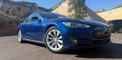 Tesla Model S 2016