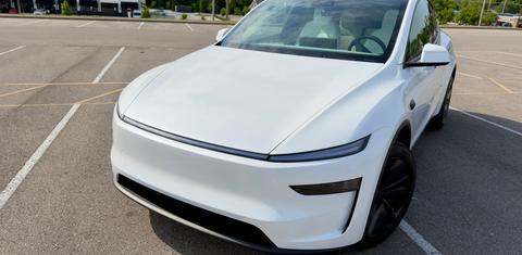 Tesla Model Y 2026