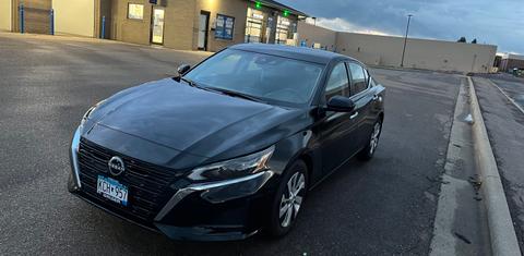Nissan Altima 2023