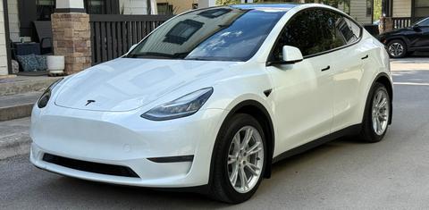 Tesla Model Y 2023