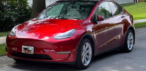 Tesla Model Y 2024