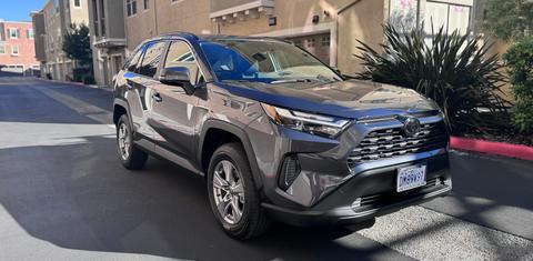 Toyota RAV4 2025
