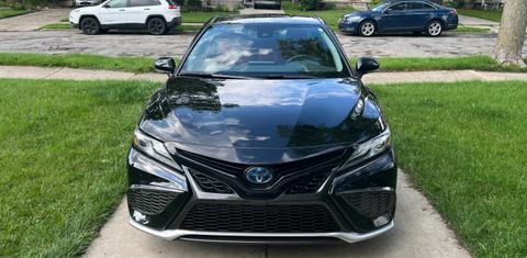 Toyota Camry Hybrid 2021