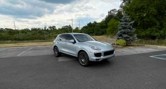 Porsche Cayenne 2017 — Exotic car rental alternative in Glenside, PA