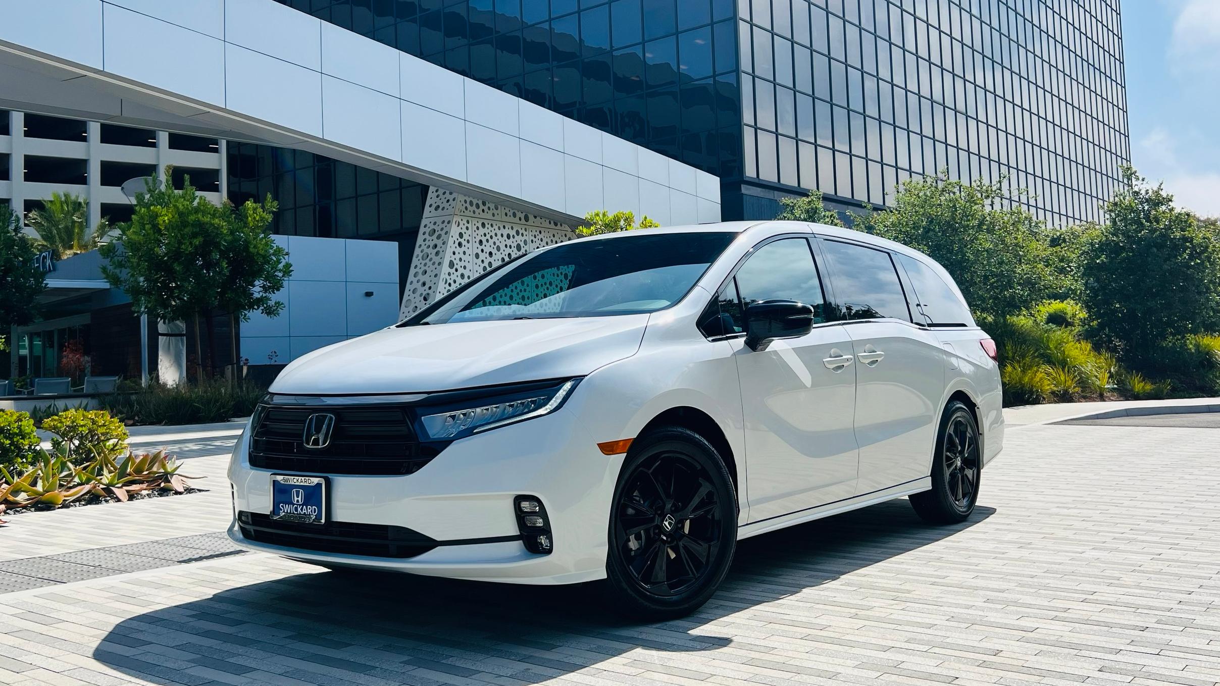 Honda Odyssey 2023 in Inglewood, CA