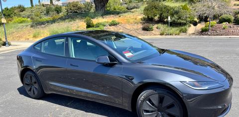 Tesla Model 3 2025