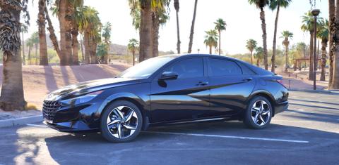 Hyundai Elantra 2023