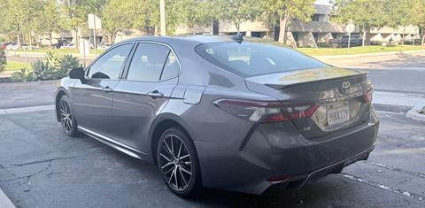 Toyota Camry 2021