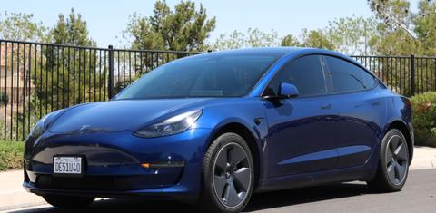 Tesla Model 3 2022