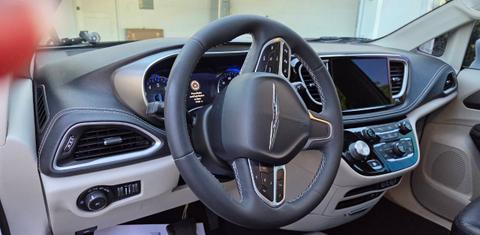 Chrysler Pacifica 2022