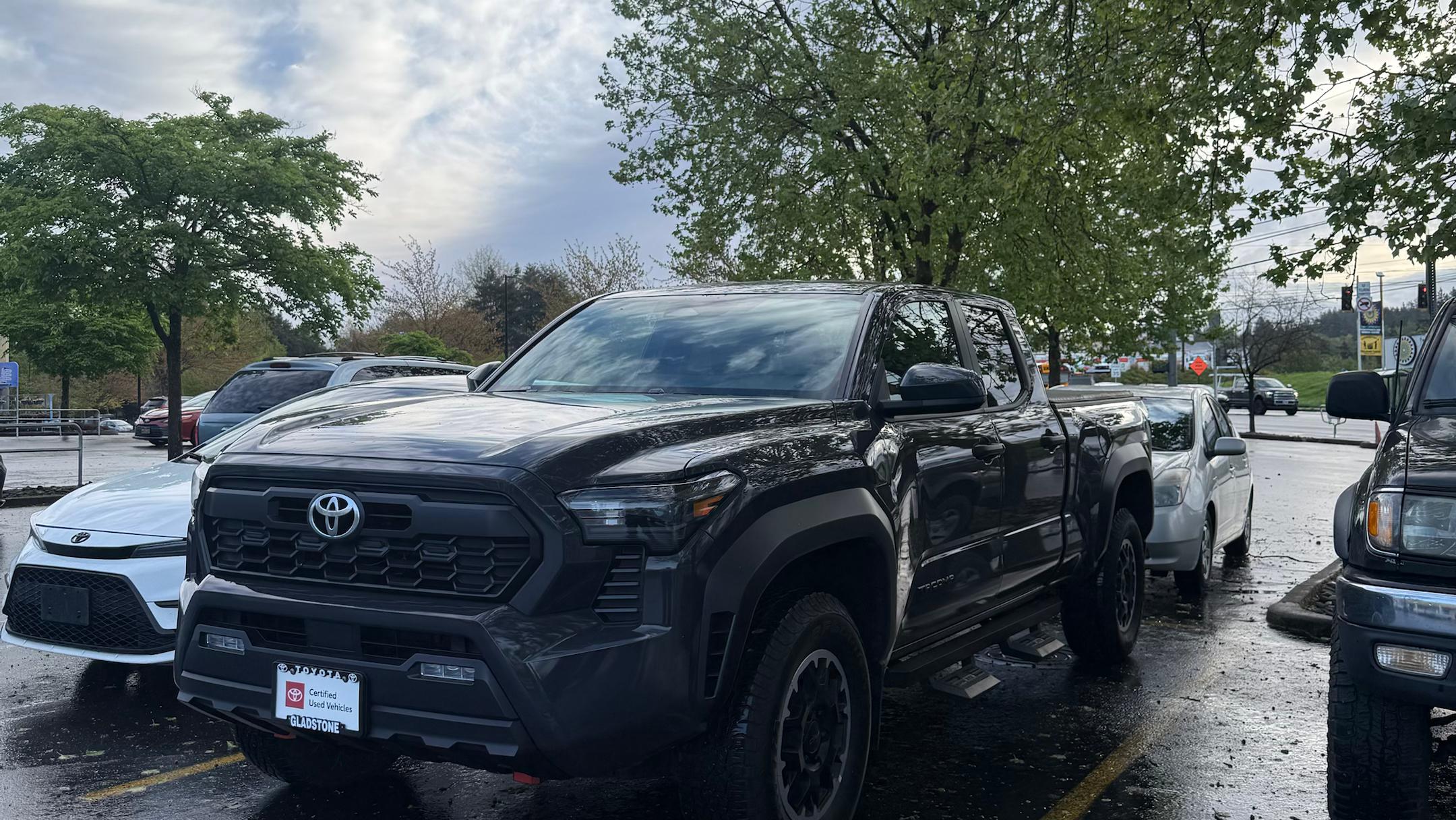 Toyota Tacoma 2024 in Oregon City, OR