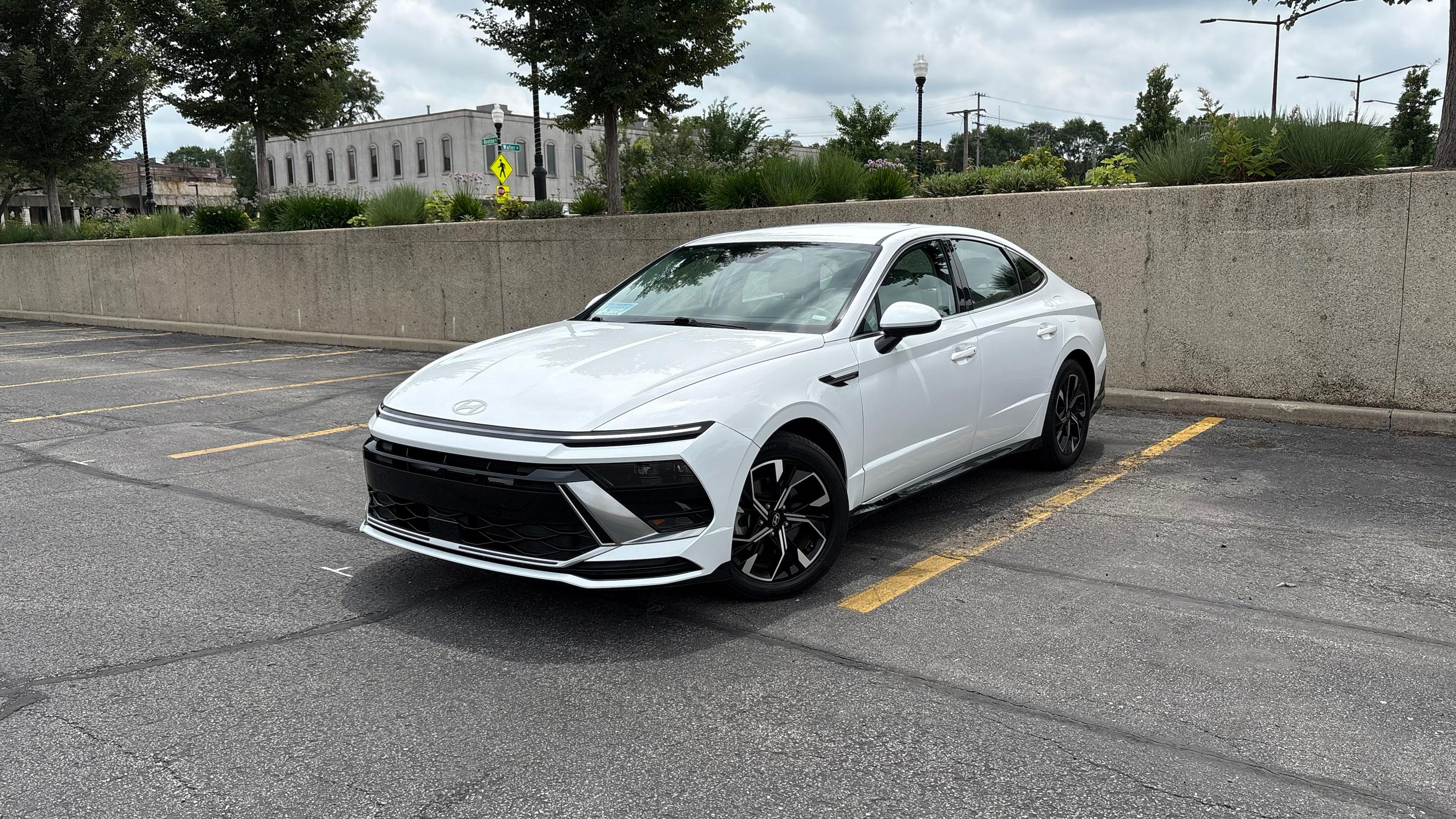 Hyundai Sonata 2025 in Aurora, IL