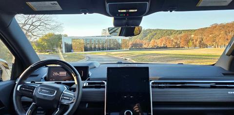 GMC Sierra EV 2024