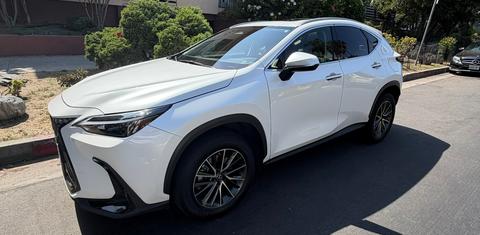 Lexus NX 2022