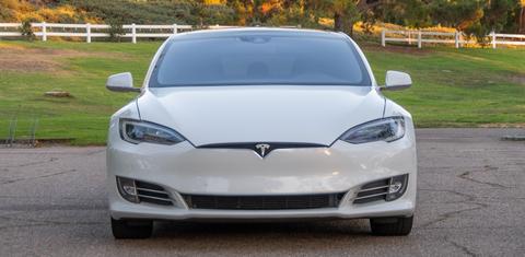Tesla Model S 2016