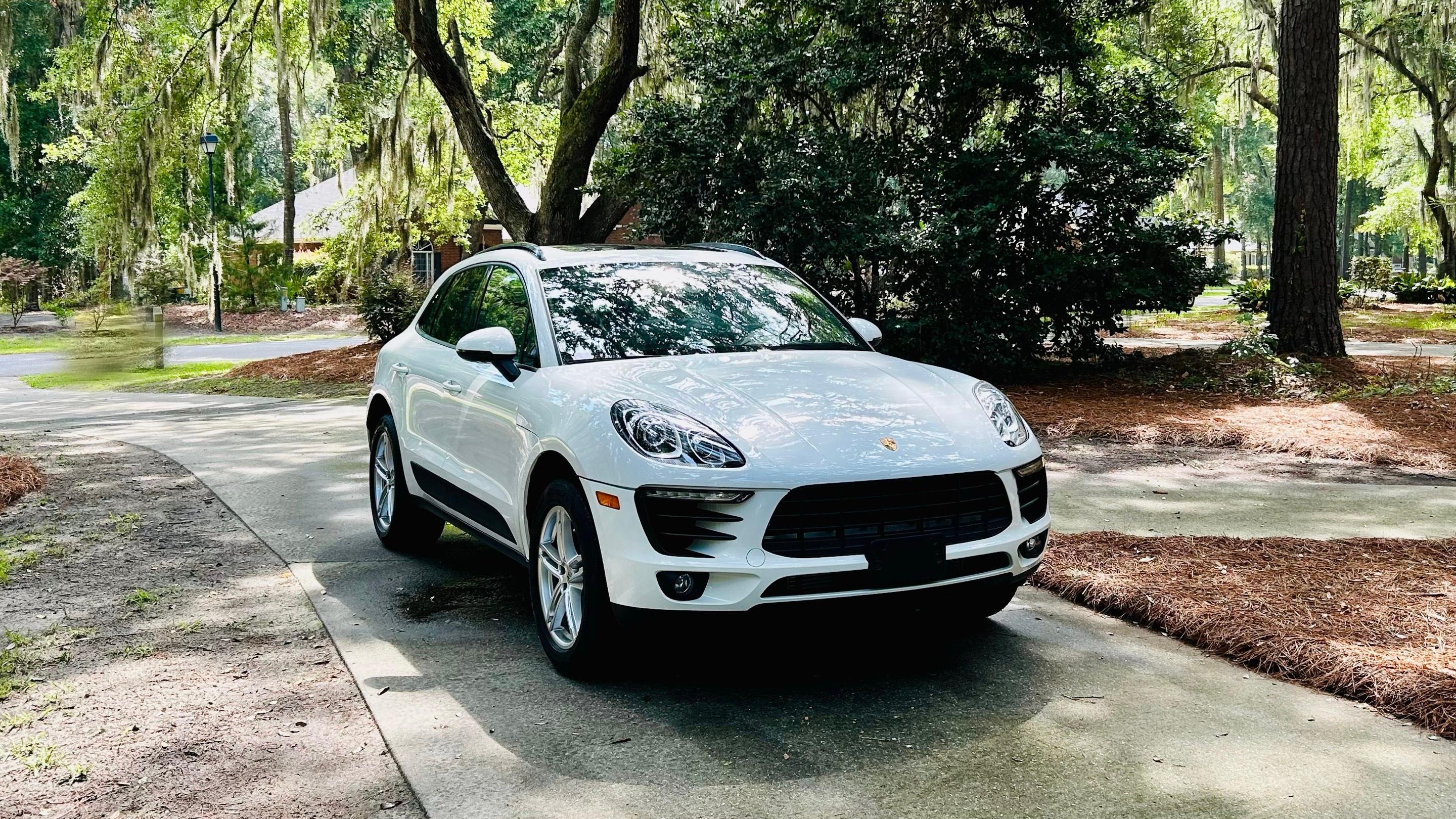 Porsche Macan 2017 in Savannah, GA