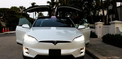Tesla Model X 2019