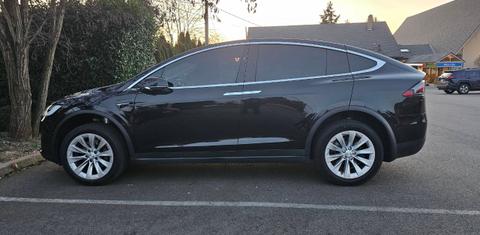 Tesla Model X 2018